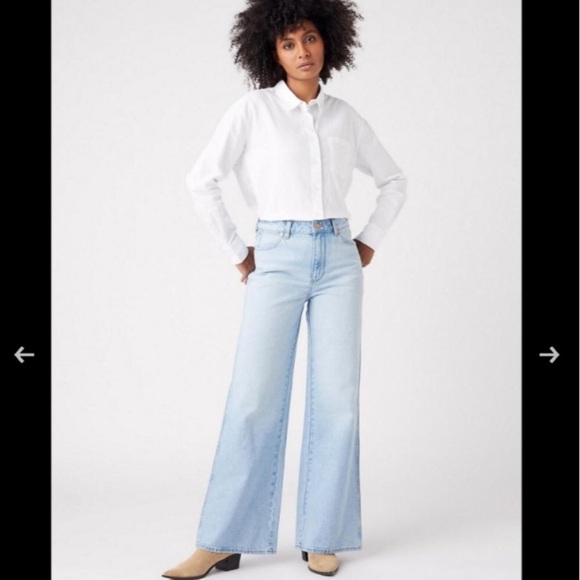 Wrangler Light Blue Flare Jeans - Picture 4 of 13